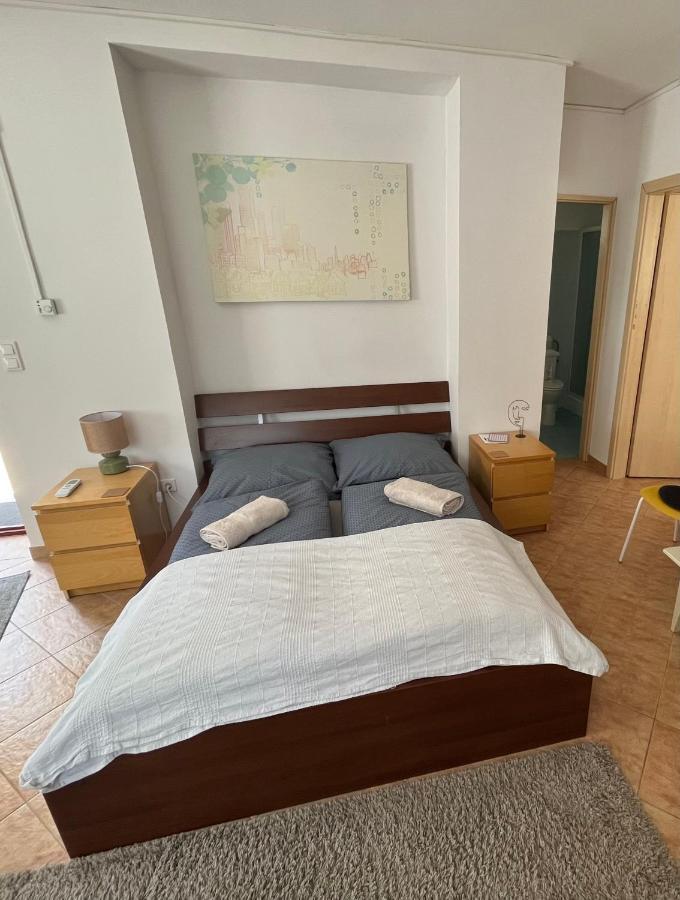 Wash House Apartman Győr Eksteriør bilde